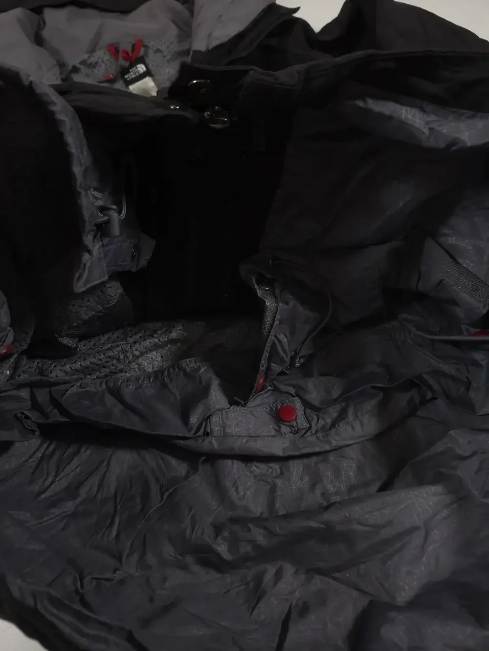 The North Face Jacket Mens L Black HyVent Hooded Waterproof Rain Shell Hiking